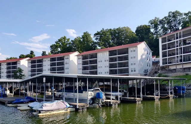 Private Waterfront Condo on Lake Ozark
