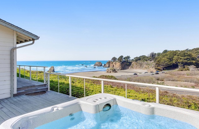 Privates Haus am Wasser mit eigenem Whirlpool - zu Fuß zum Meer!