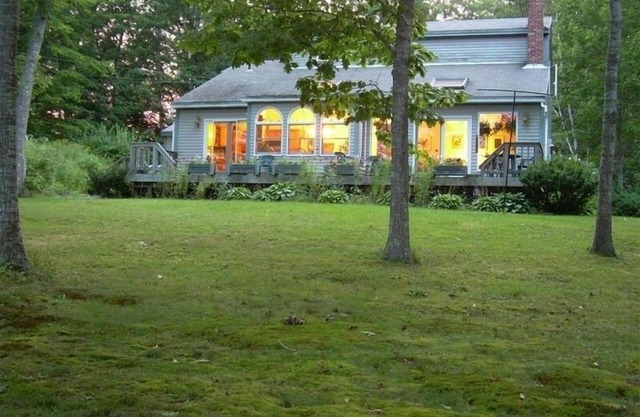 Privates Ferienhaus am Wasser auf der Insel Barters