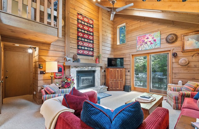 Ellison Bay Retreat: Little House in the Woods