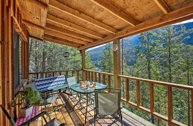 NEU! 'Yaak River Hideaway' - Private Kabine mit Blick