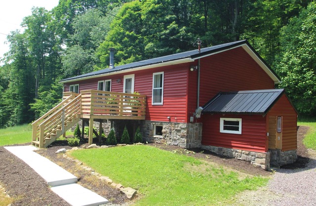 Private Year Round Getaway - In der Nähe von Skigebieten, Fallingwater - mit Whirlpool!