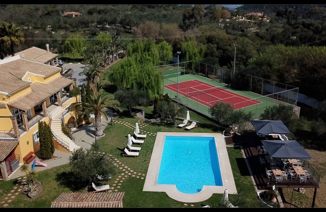 Privilege Villas Luxury Villa Privilege Exklusiver beheizter Innen- und Außenpool