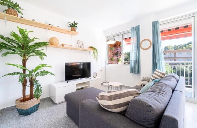 Privilegiado-Tarragona-50mPlaya-WIFI-Pool-Relax8