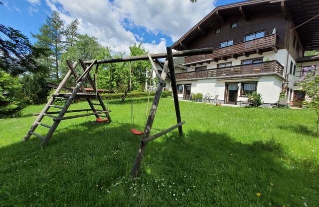 Profelt Apartment B, für 4,zentrale Lage, große Te