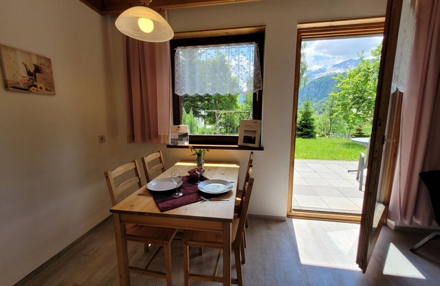 Profelt Apartment C, für 2,zentrale Lage, große Te