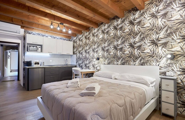 Professor's nest 3