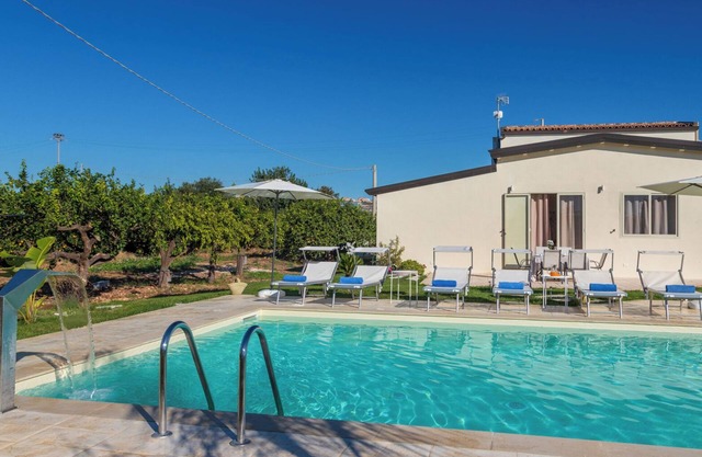 Profumo di Zagara 6+2, Emma Villas