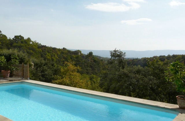 PROMOTION Panoramablick auf den Luberon