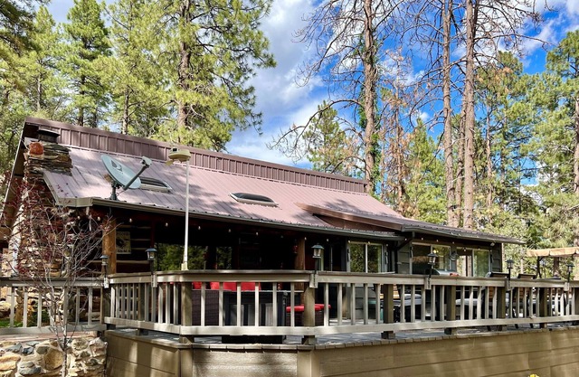 Prospector's Hideaway - Prescott Cabin Rentals