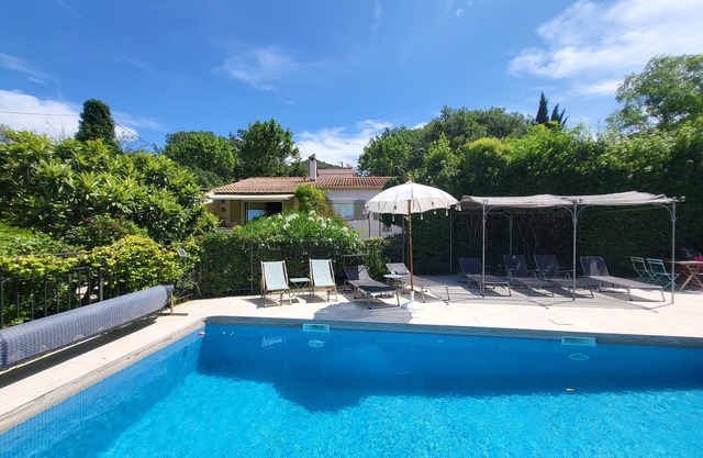 Grüne Provence 30 Minuten vom Meer entfernt ruhiges Haus mit privatem Pool 5 Schlafzimmer