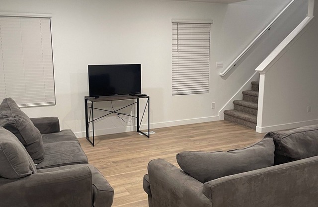 Provo Airport Overnighter brand new townhouse