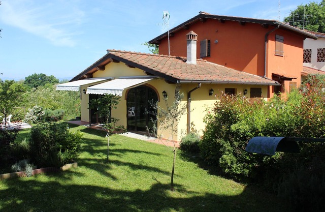 Mugello Gialla in der Nähe von Giottos Haus, Bilancino See und Circuit