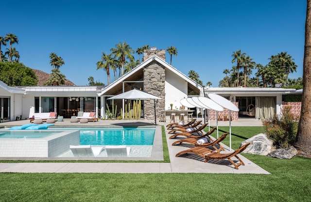 Aloha begrüßt mit atemberaubendem Stil, Aussicht, Pool, Spa und tierfreundlich