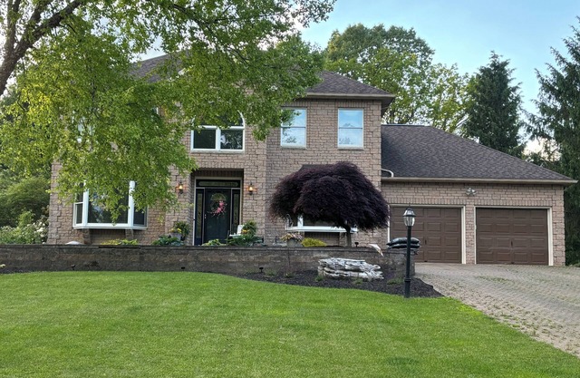 PSU - 1 bedroom apartment in State College 4 miles to Beaver Stadium!