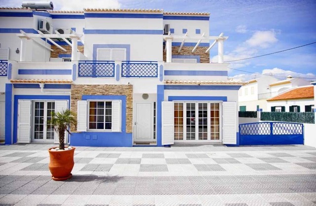 Acquamar Residence C - 3 Bedroom Townhouse in Manta Rota