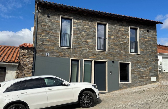 Cozy retreat in typical TrÁs-os- Montes house in SAlselas Village at ´CASA MÃE'