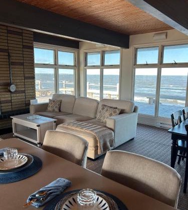 Ptit - 3 bedroom 2 bath Waterfront Oasis