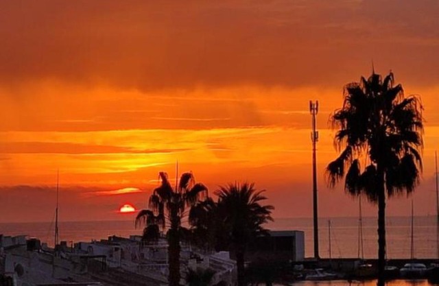 Puebla de Farnals playa- Oasis Apartments - Costa de Valencia Beachside Stay