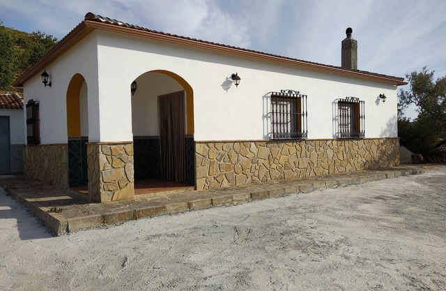 LÄNDLICHES HAUS PUERTO HERRADOR IN DER NÄHE VON CAMINITO DEL REY