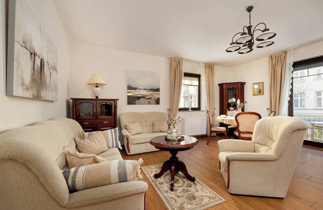 Pulaskiego 8A | Family Apartment | Parking