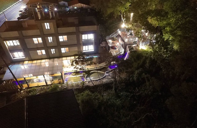 PULI GuanPu Fallsview Stay House