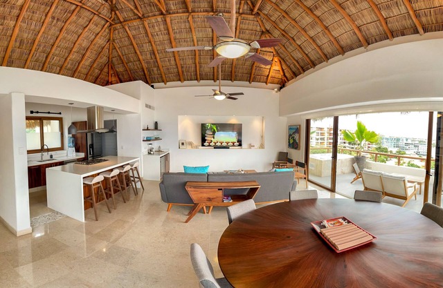 Punta Esmeralda, 4 bedroom, luxury condominium with spectacular view.