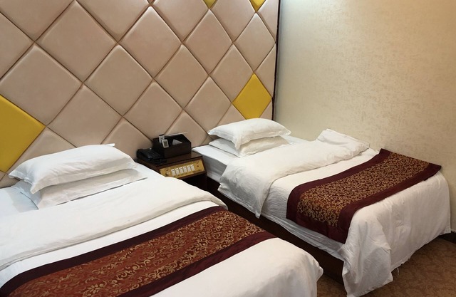 Puqian Business Hotel