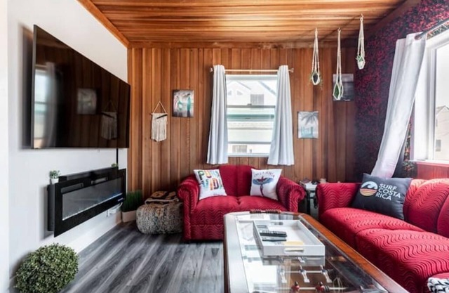 PURA VIDA: OCEAN VIEW 1 Bedroom, NEWLY REMODELED