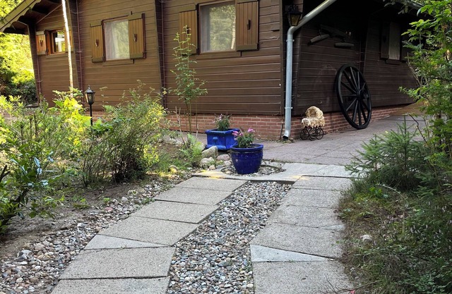 Nature pur – Haus mit großem Garten am Wald