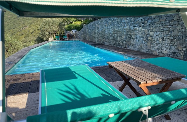 Erholung mit Pool, Bergen, Meer & gutem Essen