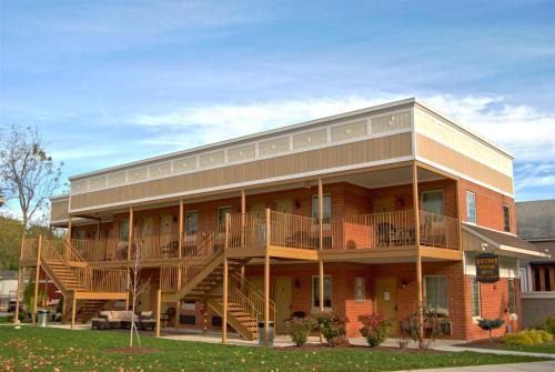 Put-in-Bay Victory Station