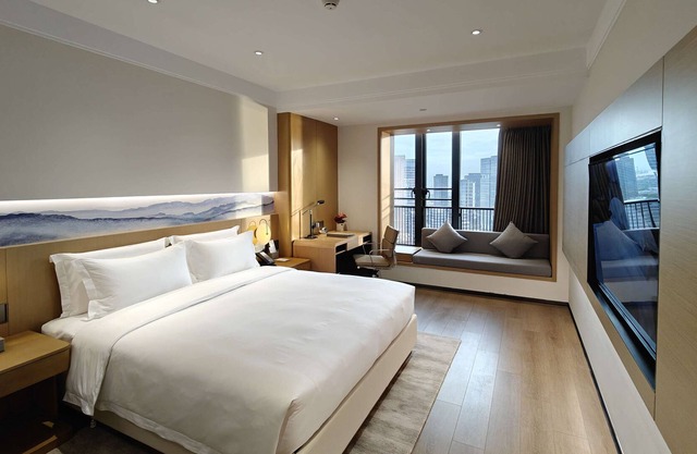 Qianhai Service Apartment