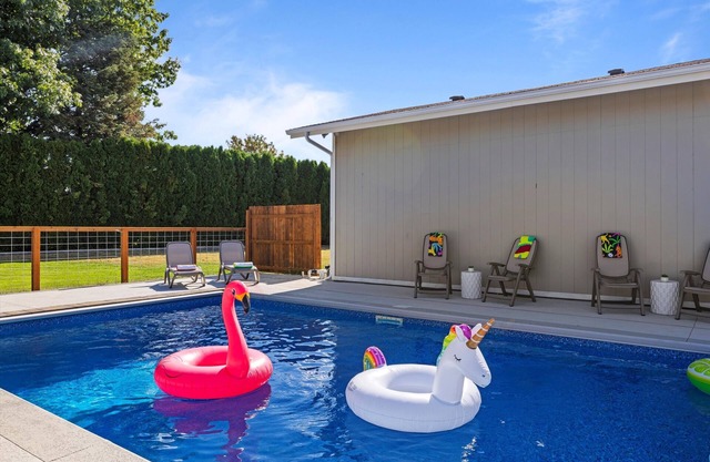 Quail Ridge - Views, Pool and Hot tub