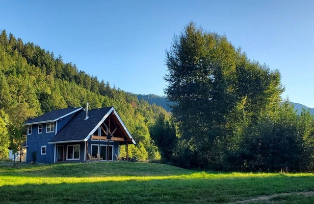 Quail Run River View Cottage!