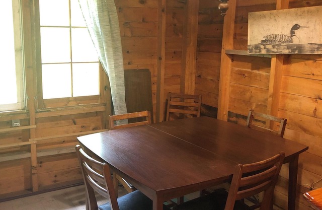 Quaint 2-bedroom cottage in Trent Lakes