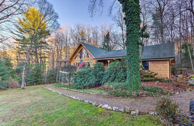 NEU! Malerische Wohnung, 5Mi zum Appalachian Trail & Lake!