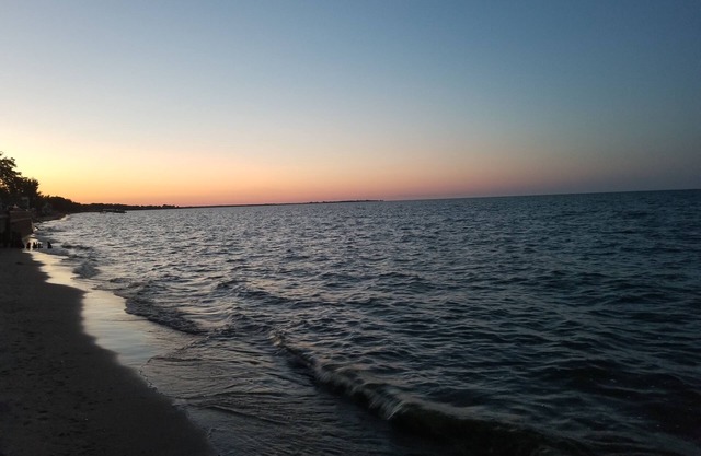 Urige Strandhütte mit herrlichen Sonnenaufgängen an der Saginaw Bay / Lake Huron
