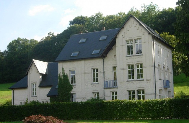 Gemütliches Ferienhaus in Chimay mit Garten