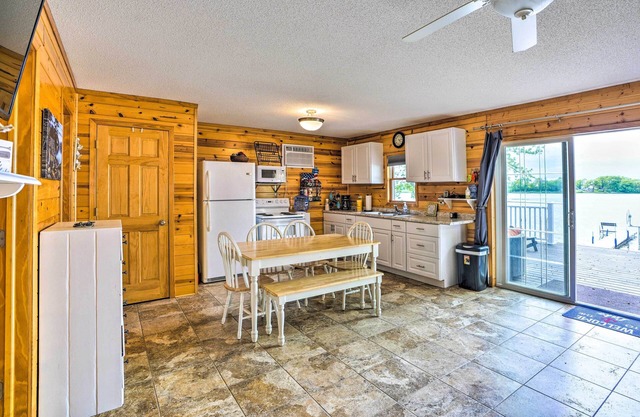 NEW! Quaint Madison Lake Cabin w/ Deck & Gas Grill