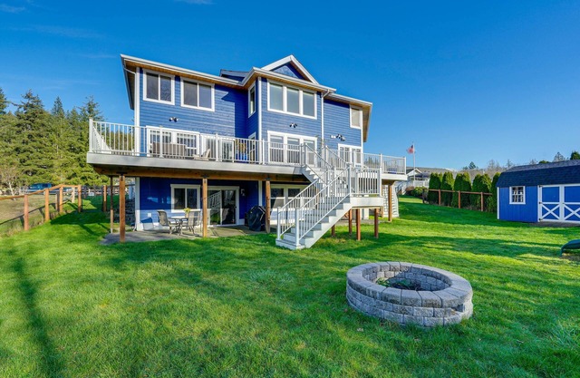 Quaint Mount Vernon Studio Rental w/ Big Lake View