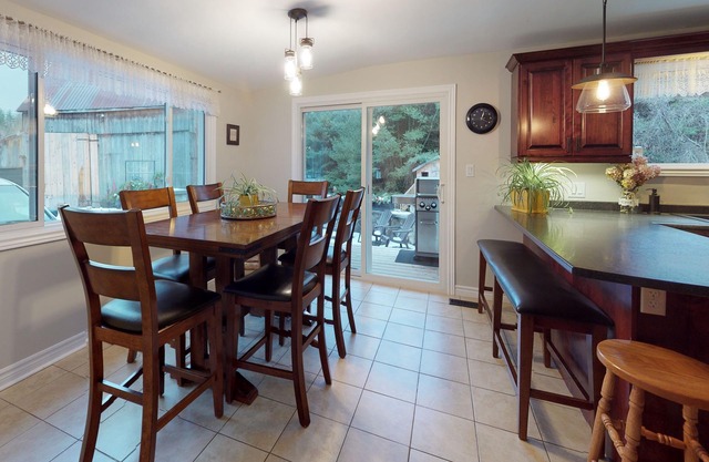 Quaint Rural Property Nestled in historic Halloway Heights