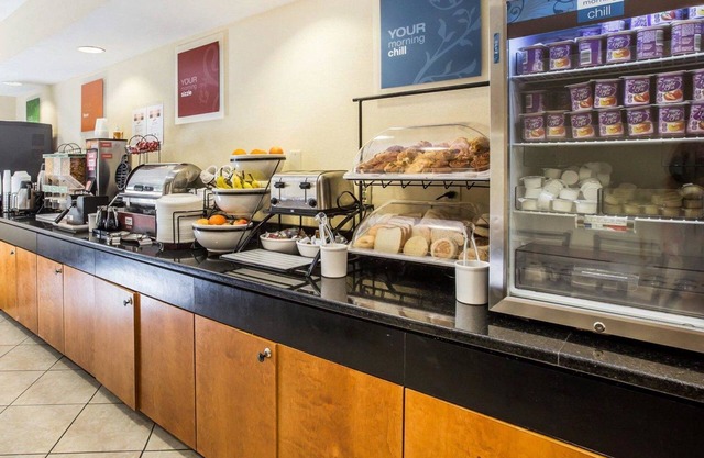 Quality Inn Darien - North Brunswick