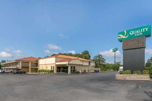 Quality Inn Manchester near Arnold AFB