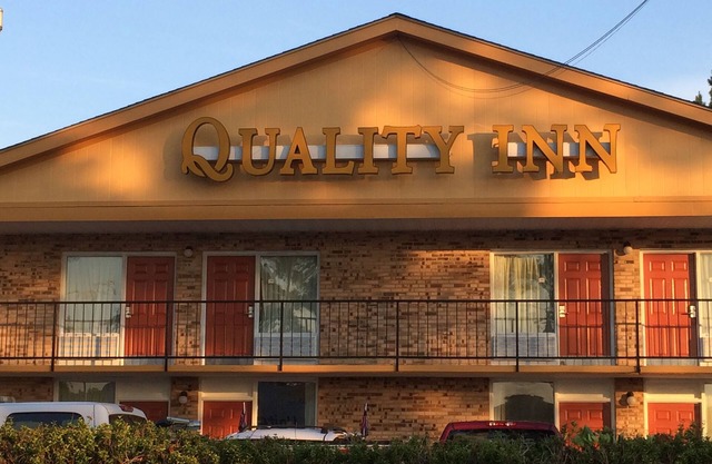 Quality Inn Manning I-95