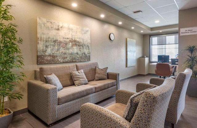 Quality Inn & Suites