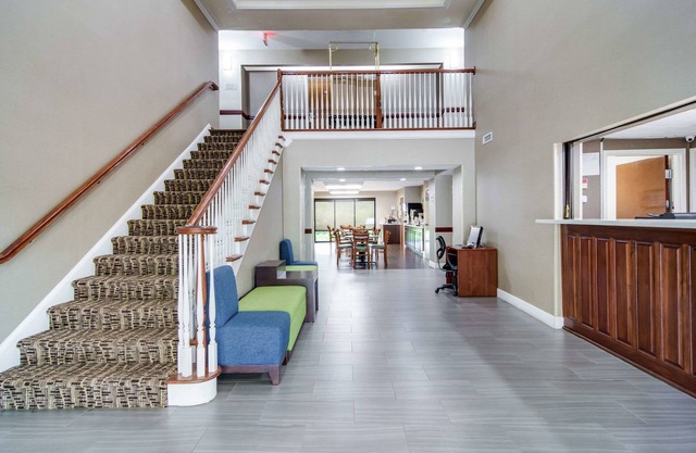 Quality Inn & Suites Canton, GA