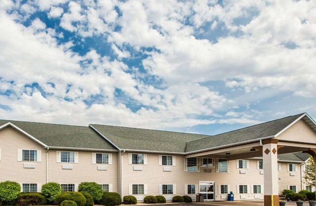 Quality Inn & Suites Dixon near I-88
