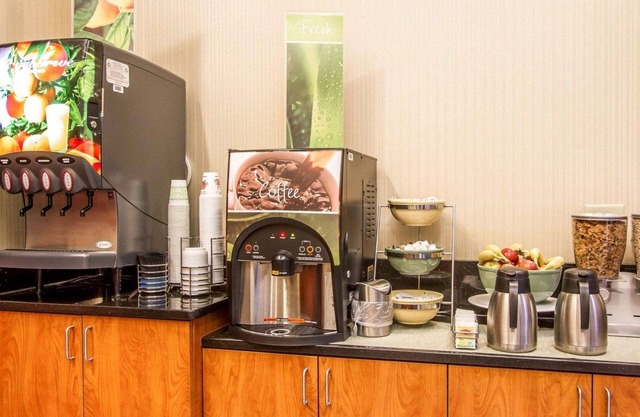 Quality Inn & Suites Greenville I-65