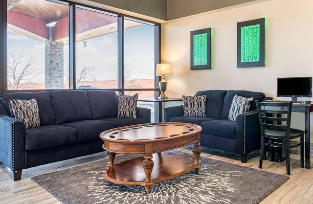Quality Inn & Suites Miamisburg - Dayton South
